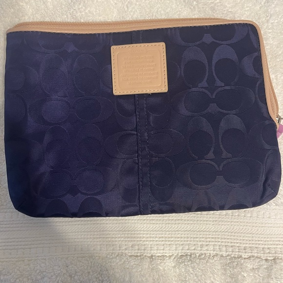 Coach tablet holders(sold out) - Picture 5 of 12